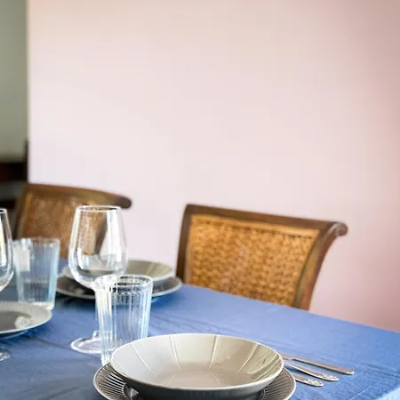 Casavivi Isolati In Puglia Putignano